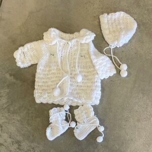 Bon Bon Vintage White Hand Made Knitted Crochet Baby Sweater Bonnet Booties 70s